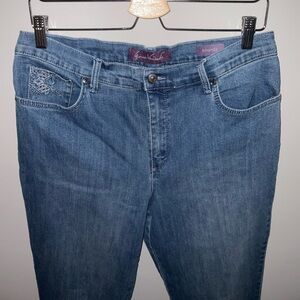 Gloria Vanderbilt Blue Straight Leg Jeans